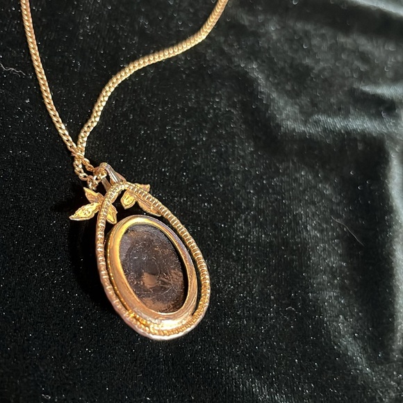 Gold Nature-Inspired Statement Necklace - Picture 7 of 9